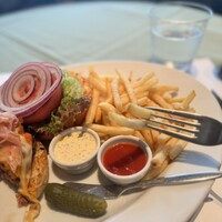 37 Steakhouse & Bar - 