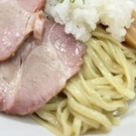 麺屋くろ松 - 美しく美味しい麺！