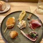 BiXiGARRi - タパス盛り合わせ