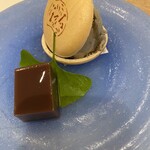 妙見石原荘 食菜石蔵 - 黒糖アイス最中