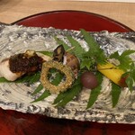 妙見石原荘 食菜石蔵 - 垂水の間八焼き、オクラ味噌、バイ貝❣️サツマイモ、ゴーヤ