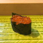 駒寿し - イクラ