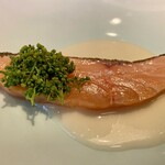 蒼 - 神経〆桜鱒の藁焼き お米と甘酒のソース 花山椒