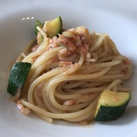 IL PINOLO 梅田 - 桜エビとズッキーニのパスタ