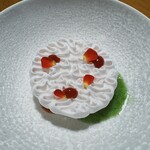 メゾン ケイ - Vacherin Rhubarb Litch