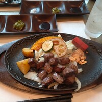 近江牛もりしま 寛閑観ここ滋賀店 - 