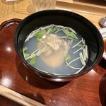 銀座 久兵衛 - 蛤のお吸い物