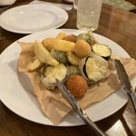 ピッツェリア キアッキェローネ - 