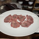 焼肉 かっぱ梶岡 - 塩タン（にんにく）