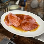 焼肉 かっぱ梶岡 - マルシン（左）ランプ（右）