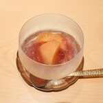 銀座 しのはら - 桃のワイン煮