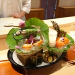 銀座 しのはら - お盆の八寸、迎えるのは馬で、帰りは牛