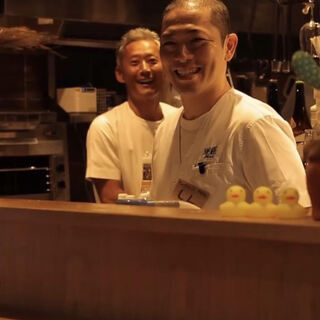 お節介を焼くのが大好きなおしゃべりな仲間達