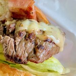 ハンバーガー モミジ - そのまんま-お肉ドーン