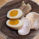 らぁ麺 なお人 - ◆特製白トリュフ香る鶏白湯麺 1300円 