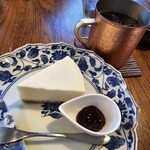 コーヒー 穂高 - 料理写真:レアチーズケーキ（ケーキセット）　750円