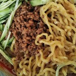 らーめん髙○ - 氷水で締めた森住製麺