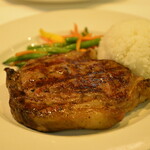 Hy's STEAKHOUSE - 