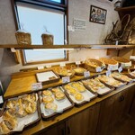 街の焼きたてパン屋さん こむぎ - 