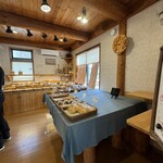 街の焼きたてパン屋さん こむぎ - 