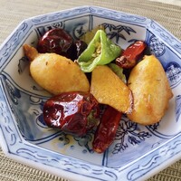 中国料理 礼華 四君子草 - 海老の唐辛子炒め　海老アレルギーなのでホタテに変えてくれました。