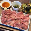 炭火焼肉 久