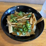 あってりめんこうじ - ネギメンマライス