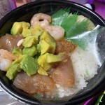 魚丼 - 