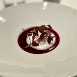 Droit - ビーツ カルダモン 赤紫蘇 シードルビネガー ヴルーテ グラッセ