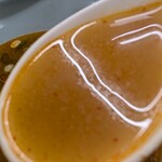 味心 - 辛味ダレを溶かしたスープ