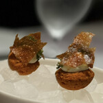 オトワ レストラン - アミューズ　パプリカサブレ