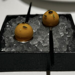 オトワ レストラン - アミューズ　ボンボンフォアグラ