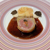シェ・イノ - 仔羊のパイ包焼き マリア・カラス風