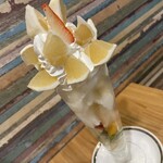 フルーツ大野ANNEX - 日向夏パフェ¥1,400