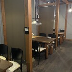 FOOD BAL BANYA - 店内雰囲気
