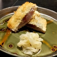 串揚げPyon - 半生アジフライ 玉ねぎピクルスといぶりがっこタルタルで ◎