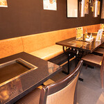 月島もんじゃ居酒屋 こだま - テーブル席