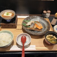 銀座米料亭 八代目儀兵衛 - 