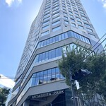 TWELVE ON THE PARK BAR & GRILL - 外観