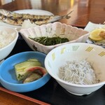 割烹 一の矢 - サンマ定食