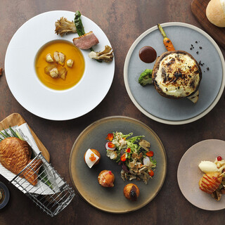 Dining&Bar LAVAROCK_1