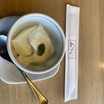 中華レストラン みつい - デザート杏仁豆腐