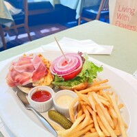 37 Steakhouse & Bar - 