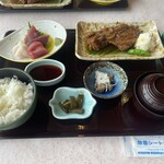 港町レストラン 鮮 - 