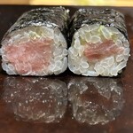 鮨 三心 - とろたく巻き