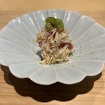 鮨 三心 - 噴火湾　毛蟹　蟹酢と北海道トマト