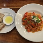 トラットリア ピアット フレスコ - フルーツトマトとイタリア産リコッタチーズを使ったスパゲティセット