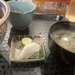 奥 - 10種野菜天丼900円