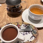 Italian Kitchen VANSAN - ティラミスと紅茶