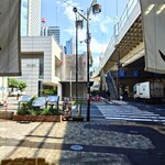 加賀 - 窓から見た西新宿方向。"NTT東日本本社"と"パークハイアット"まではすぐという立地。